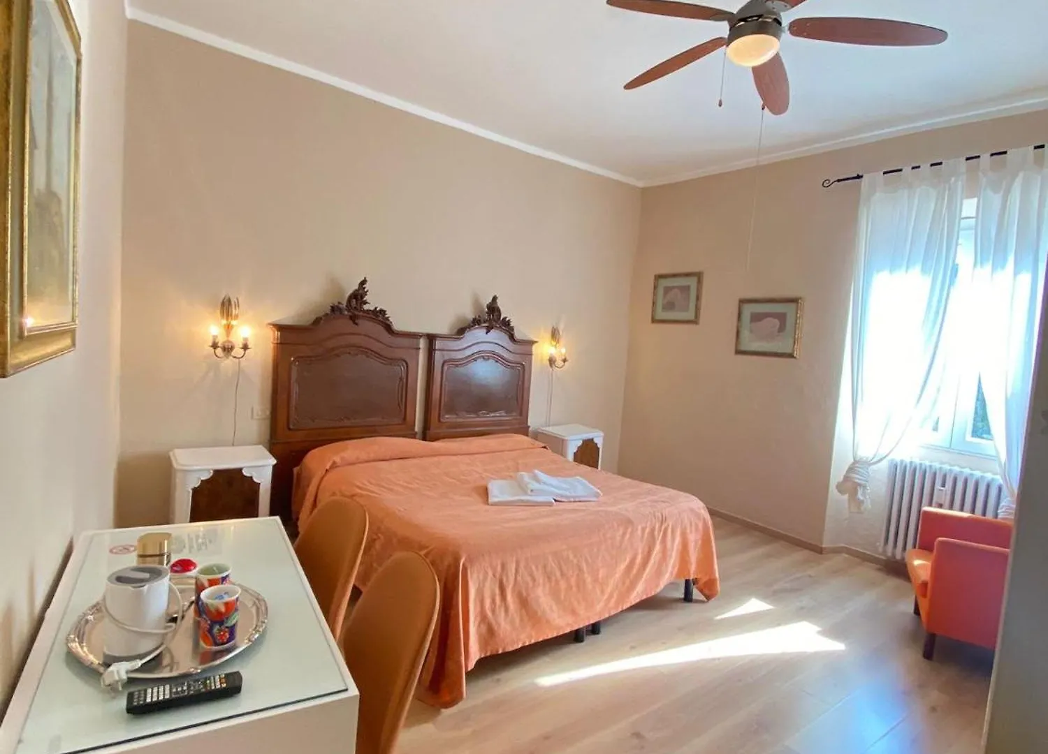 Hotel Dali Florenz Italien