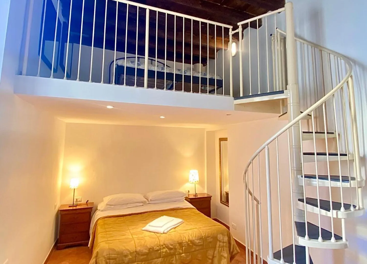 Hotel Dali Florence